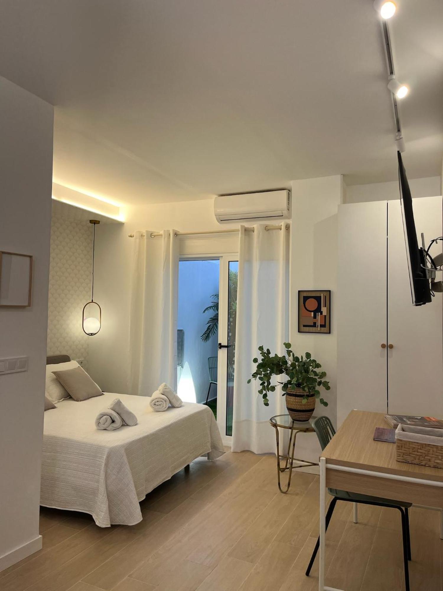 Loft Con Wifi Lavadora Secadora Cama Agradable Muy Proximo Valencia Apartment Ngoại thất bức ảnh